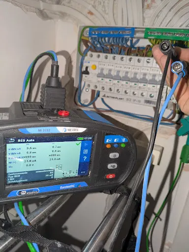 Elektryk Warszawa Praga Południe 24h – Pogotowie Elektryczne | ElektroRatunek